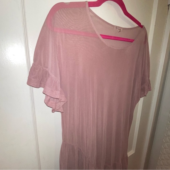 The Buckle Grehy Mauve Pink Sheer Mesh Tunic Top Size Small - Picture 8 of 11